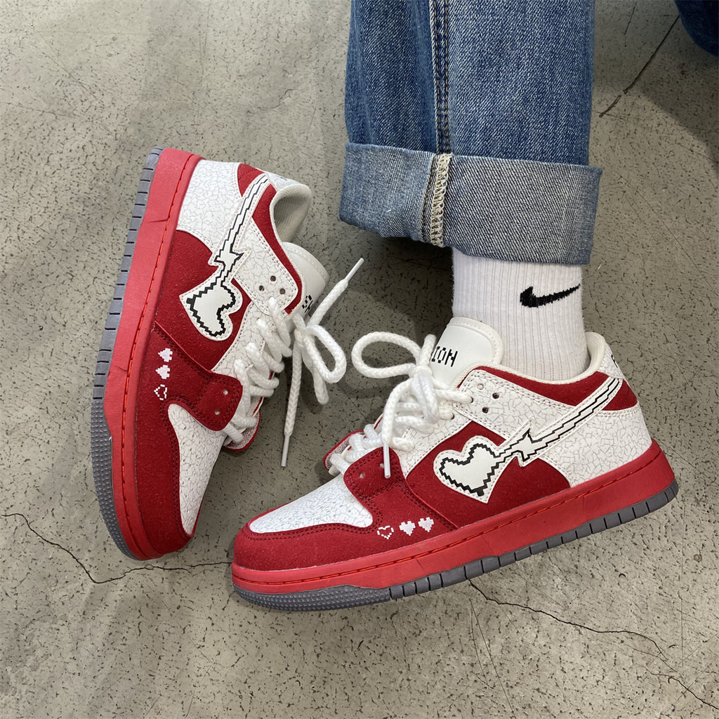 Emblem Red sneaker